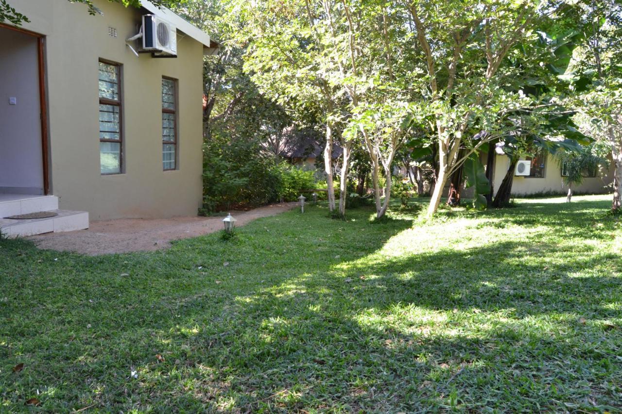 Chobe Sunset Chalets Lesoma エクステリア 写真
