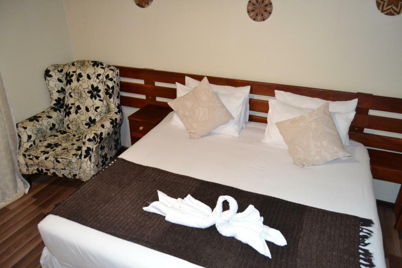 Chobe Sunset Chalets Lesoma エクステリア 写真