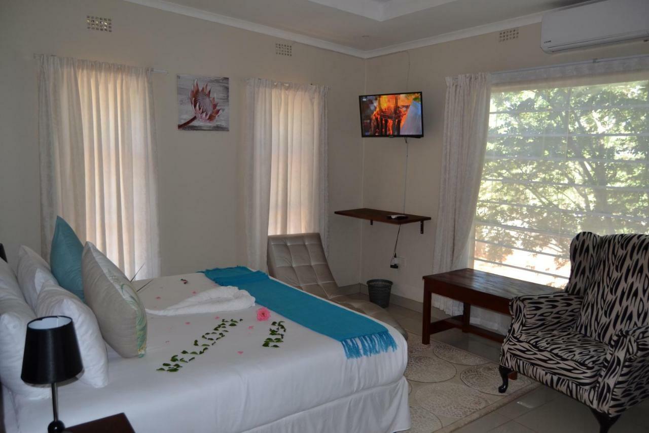 Chobe Sunset Chalets Lesoma エクステリア 写真